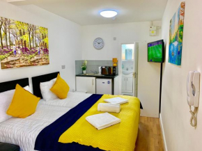 London Apartments, Close To Station